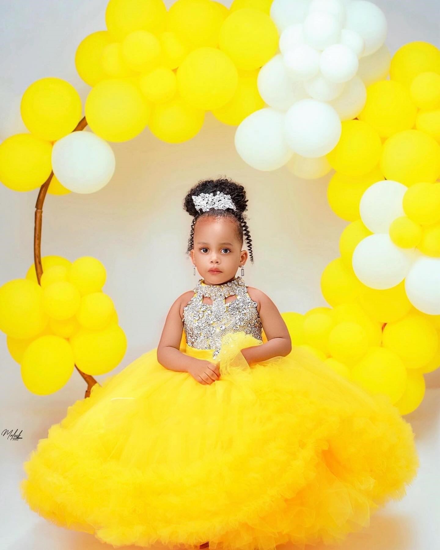 Gorgeous Yellow Flower Girl Dr - Embroidery Yellow Flower ulasan dan harga