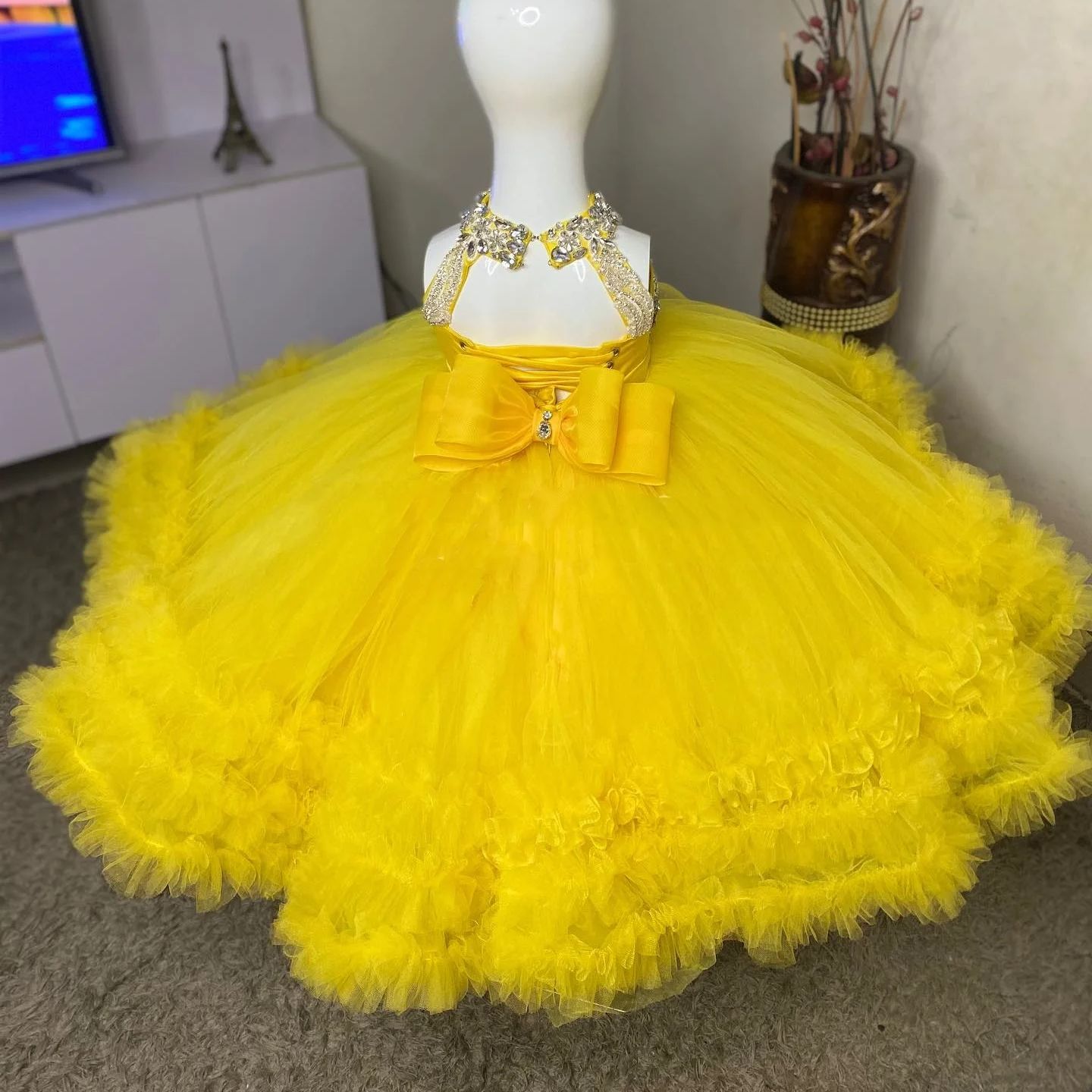 Gorgeous Yellow Flower Girl Dr - Embroidery Yellow Flower ulasan dan harga
