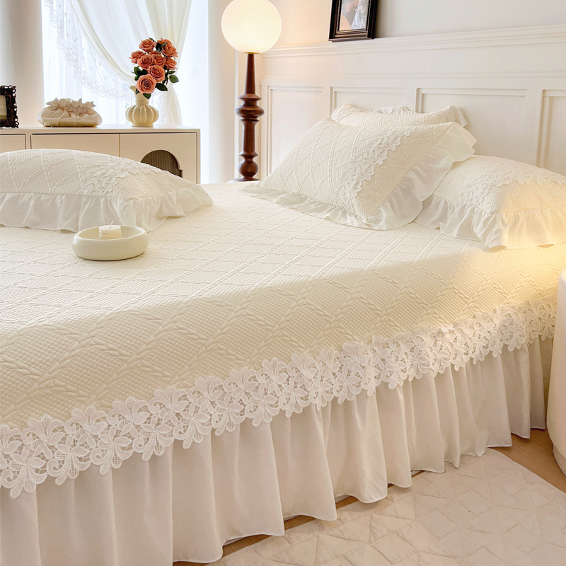 French Embroidery Luxury Cooli - Embroidery Quilt Cover ulasan dan harga